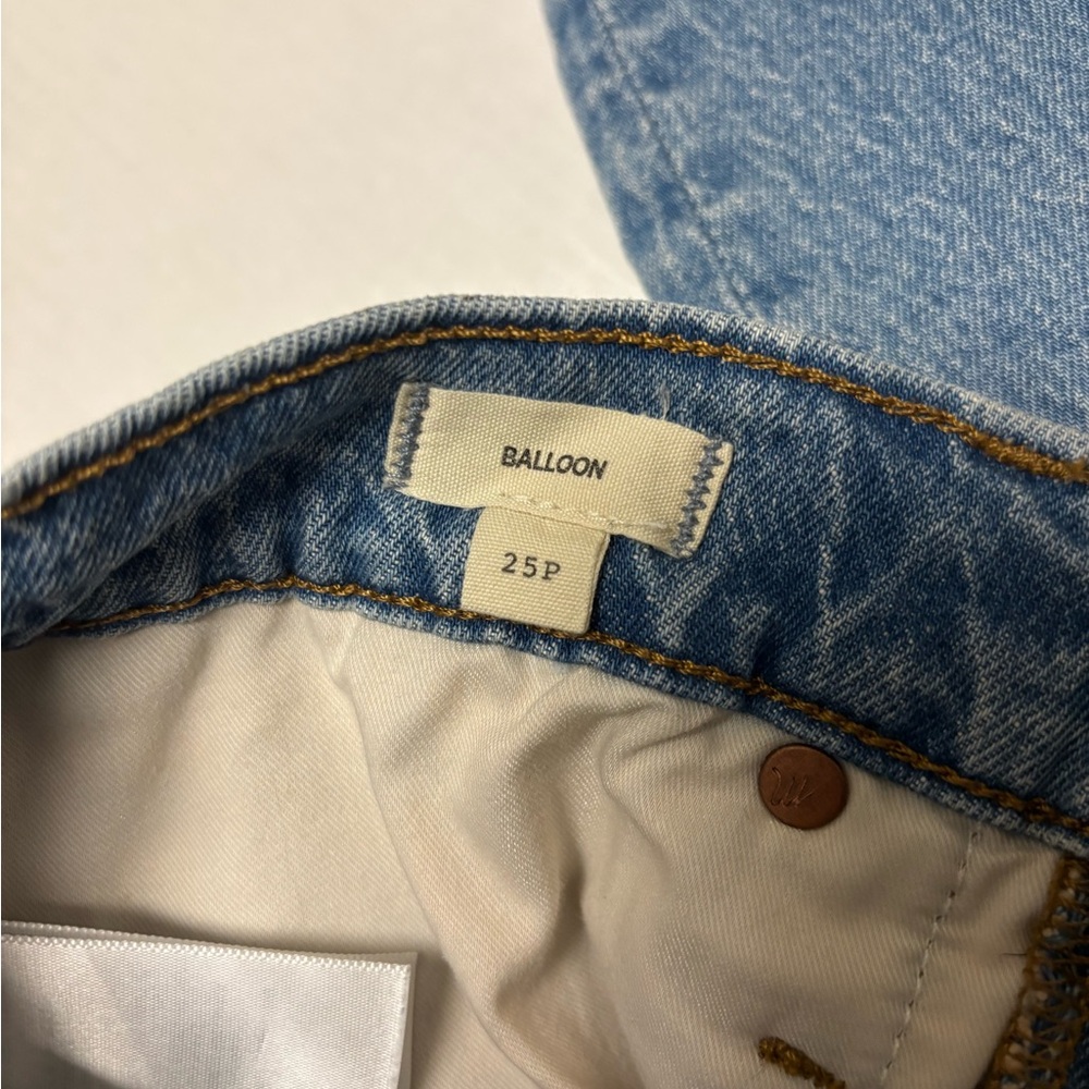 Madewell Balloon jeans, size 25P - Picture 6 of 13